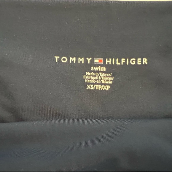 Tommy Hilfiger Skirt (swim collection) - Picture 3 of 3